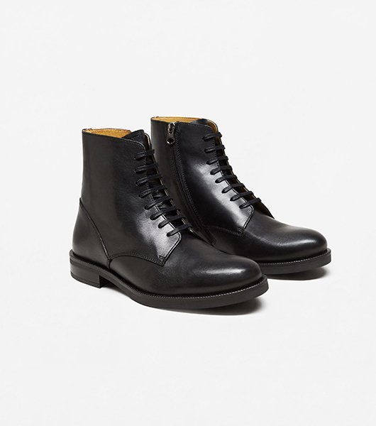 Shoes Shoes
